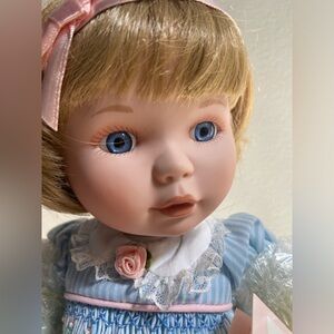 Handcrafted Ashton Drake doll “Night night little one” 1996 (13 in)